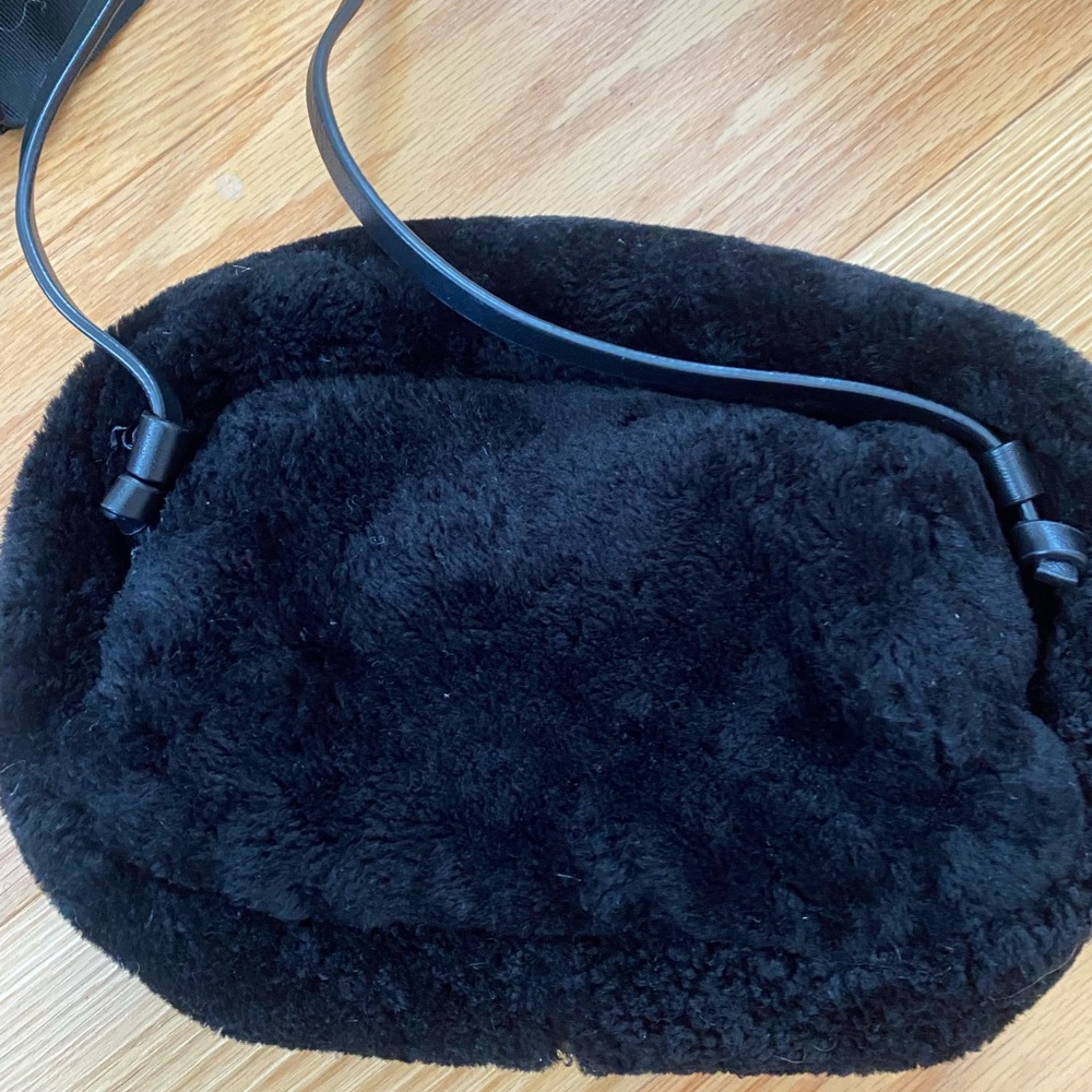 DeMellier Mini Lisbon Shearling Bag - Picture 4 of 6